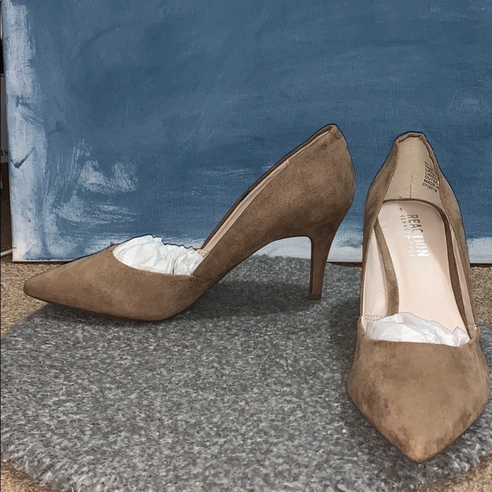 New Kenneth Cole suede leather heels US 6m
